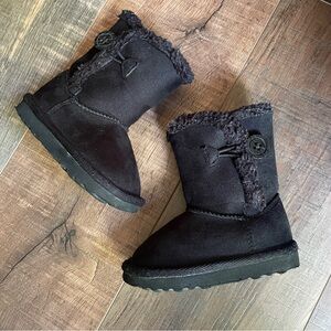 The Children's Place Black Kids Winter Boots